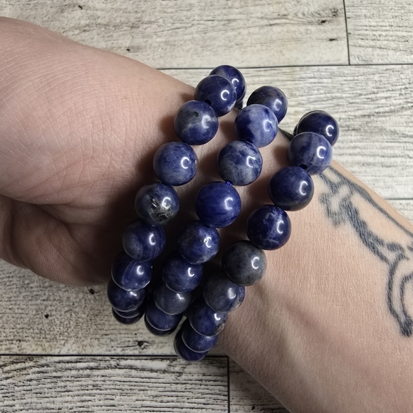 Evil Eye Sodalite Crystal Bracelet - Picture 2 of 4